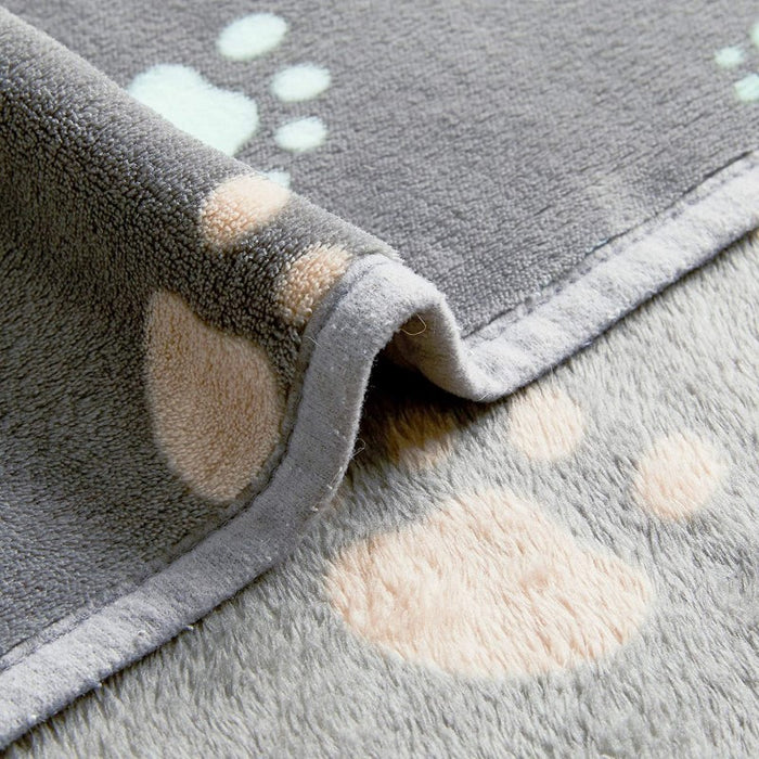 350 GSM-Super Soft and Premium Fuzzy Micro Plush Fleece Blanket