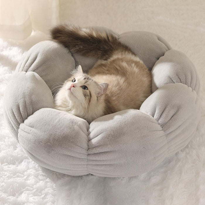 Round Flower Shape Cat Bed