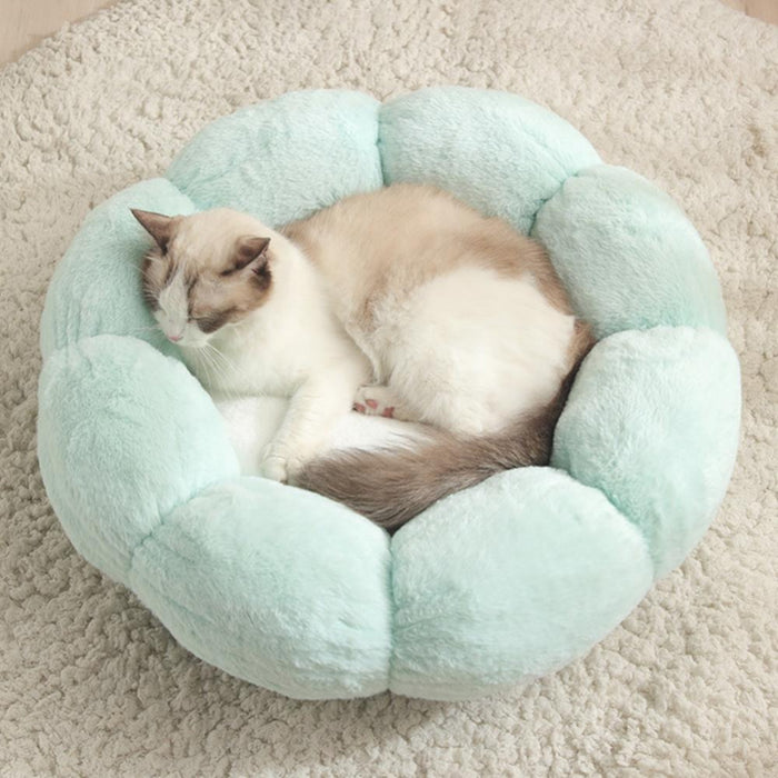 Round Flower Shape Cat Bed